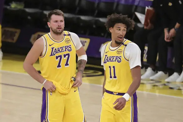 湖人中锋海斯申请斯洛文尼亚护照 冀与东契奇征战国际赛