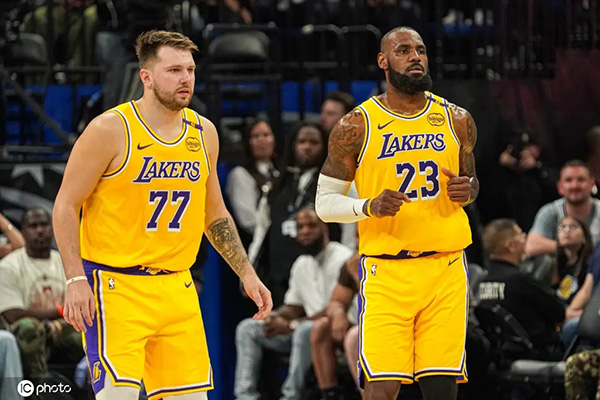 湖人冲队史第18冠！佩林卡力挺东契奇+詹姆斯，阵容规划锁定长期竞争力